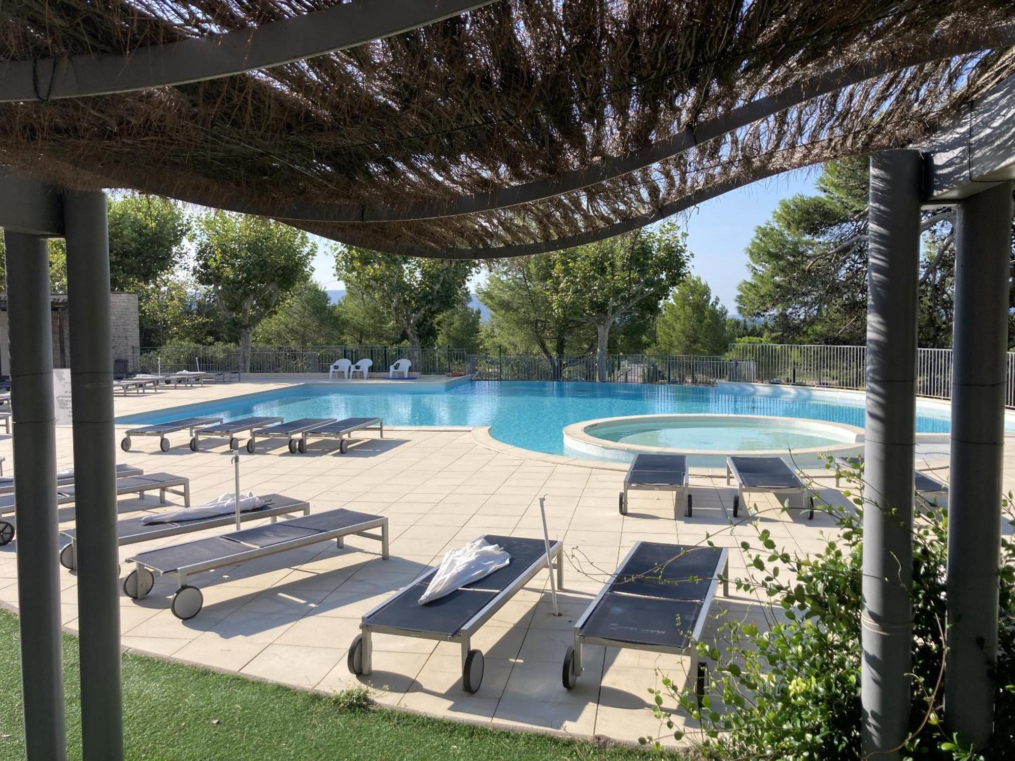 La Perle Du Golf -Magnifique Vue Clim Linge Golf Saumane 6P Piscine Tennis Exterior photo